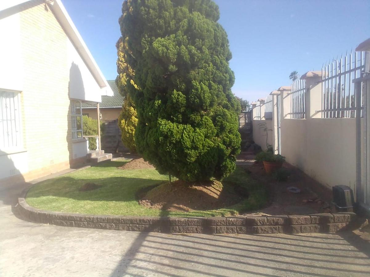 Recoupe Apartment East London Luaran gambar